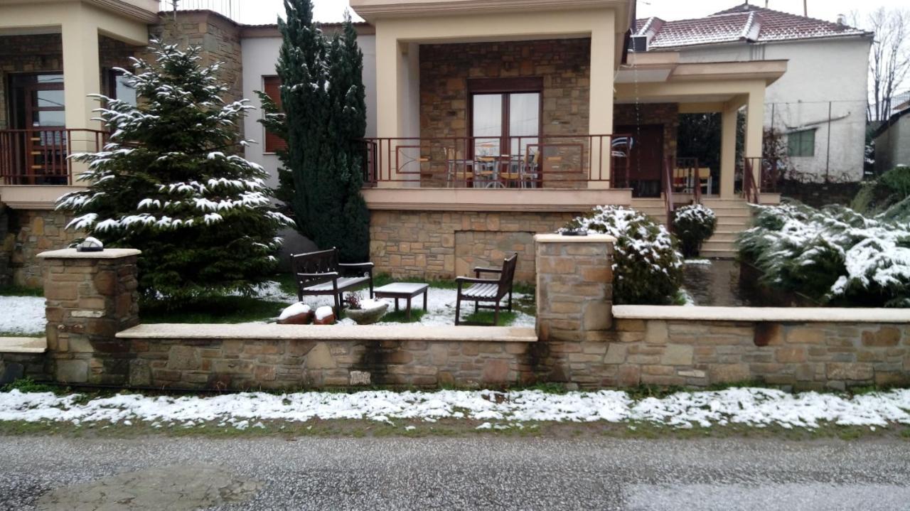 Evenos Villa Káto Loutrákion Exterior foto